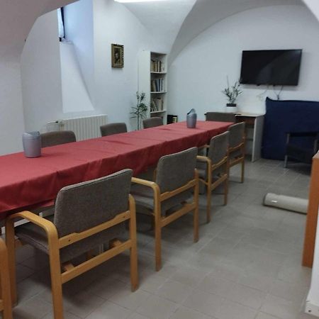 Koleje Zamecek Hotel Леднице Екстериор снимка