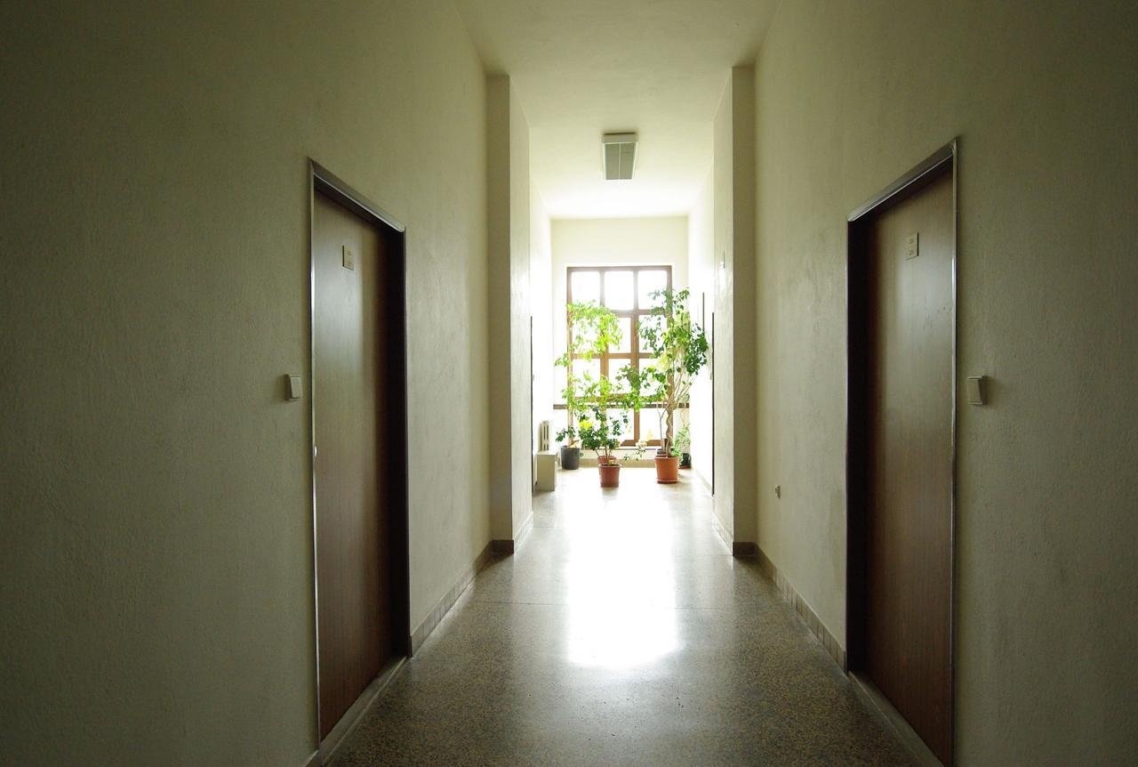 Koleje Zamecek Hotel Леднице Екстериор снимка